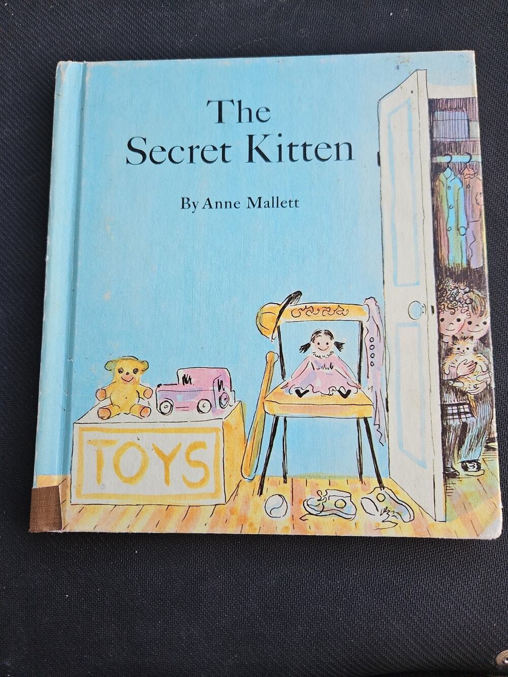 1972 The Secret Kitten by Anne Mallett Hardcover First Edition